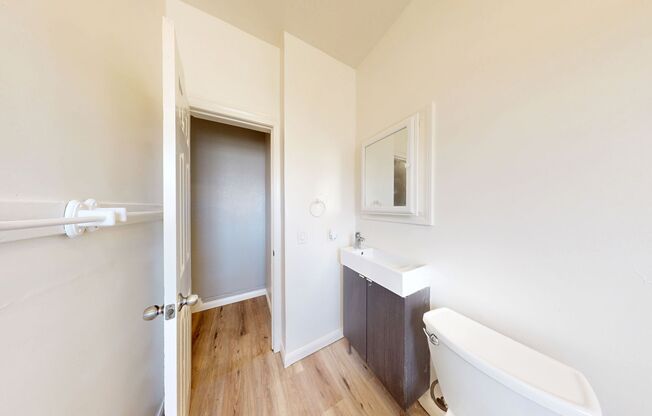 5452 Bancroft Avenue