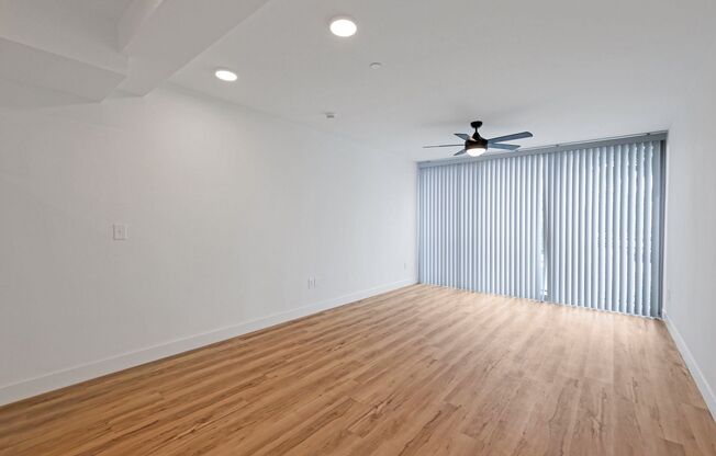 Studio, 1 bath, 452 sqft, $2,395, Unit 2330-206
