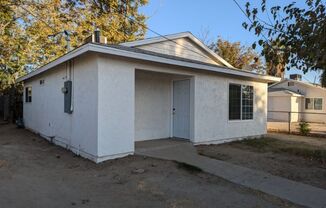 2 beds, 1 bath, $1,595