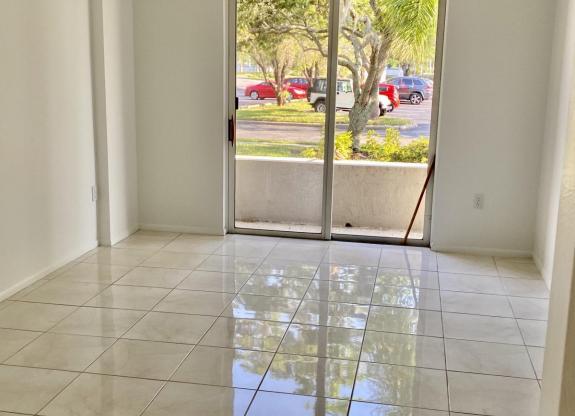 1 bed, 2 baths, 740 sqft, $1,500