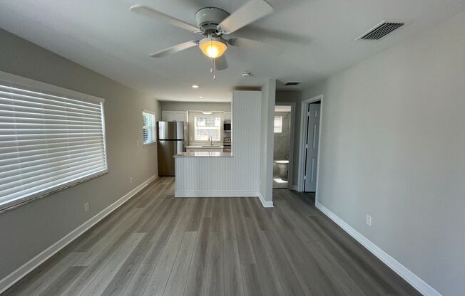 1 bed, 1 bath, 650 sqft, $1,575, Unit Unit 5