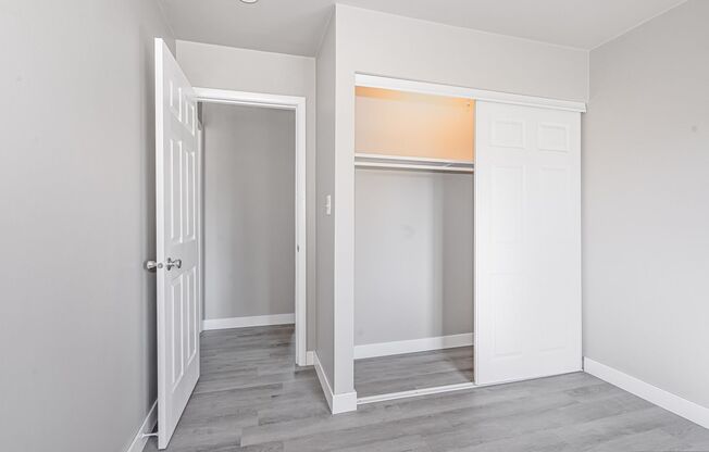 3 beds, 1.5 baths, 1,150 sqft, $1,599, Unit 2025