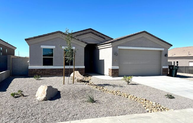 Brand New Beautiful 4 Bedroom Home in New Kingman Crossing Neighborhood! TEANANT OCCUPIED PLEASE DO NOT DISTURB THE TENANTS.