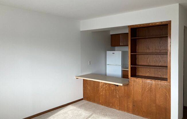 1 bed, 1 bath, 650 sqft, $999, Unit 1220-060