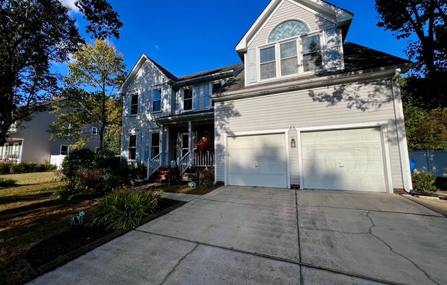 Gorgeous 5 Bedroom 2.5 Bath home in the heart of Chesapeake.