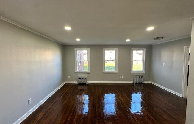 1 bed, 1 bath, 750 sqft, $1,725, Unit APT E-1