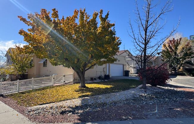 Fully Furnished 3Bed, 2Bath, 2Car Garage in Grand Junction City!!!!