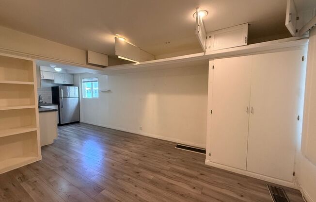 149 S Spalding Drive