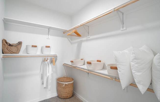 Luxury Apartments in Pflugerville, TX