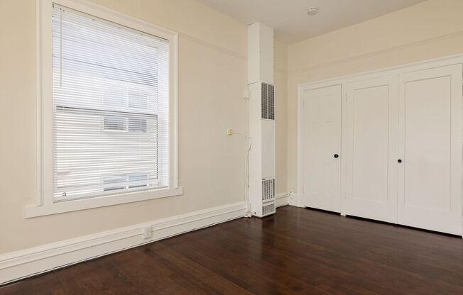 1 bed, 1 bath, 676 sqft, $1,895, Unit 208