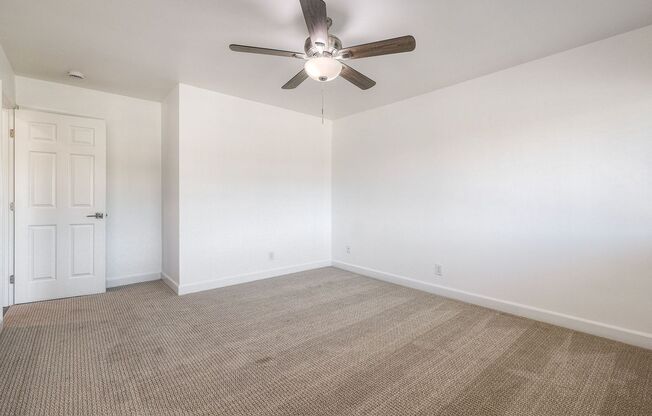 3 beds, 2.5 baths, 1,130 sqft, $3,195, Unit 44