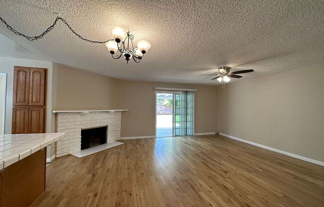 Stunning West Hills 3+2 Completely Remodeled