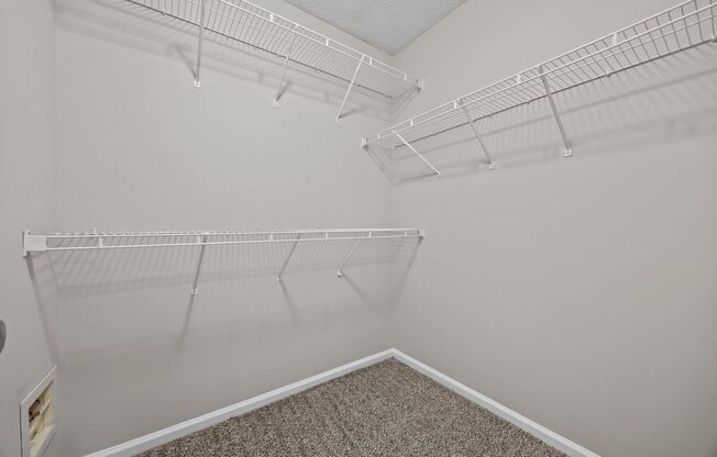 2 beds, 2 baths, 1,000 sqft, $1,147, Unit 421C