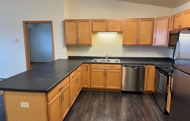 2 beds, 2 baths, 894 sqft, $1,245, Unit 627-309