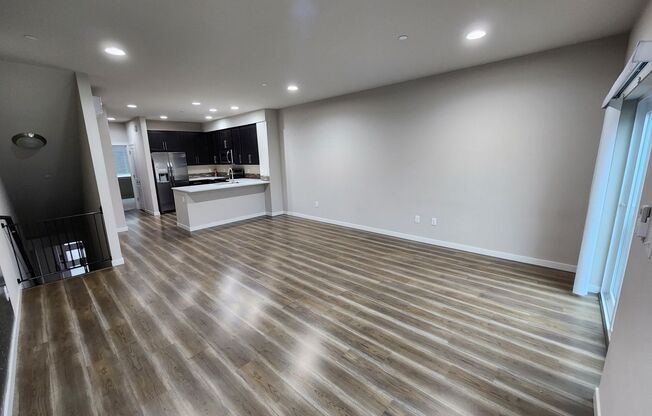 Nice 3 bedroom Home in North Lynnwood.  Pets Welcome
