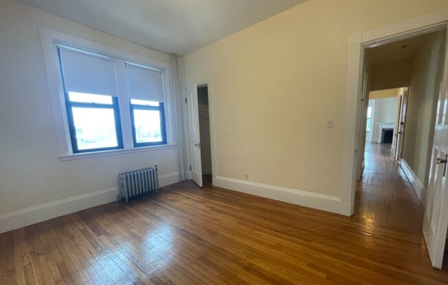 2 beds, 1 bath, 750 sqft, $3,500, Unit 25