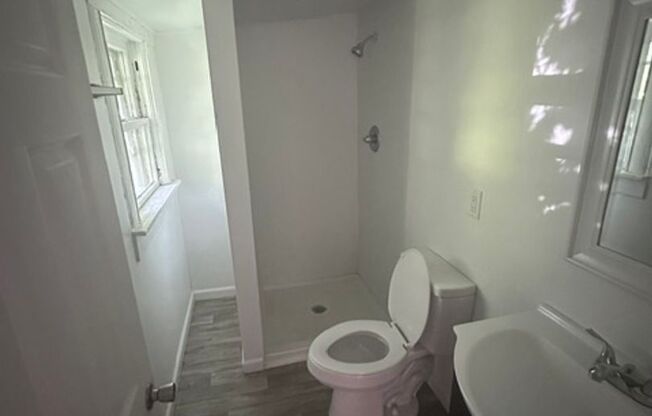 2 Bed 1 Bath Home