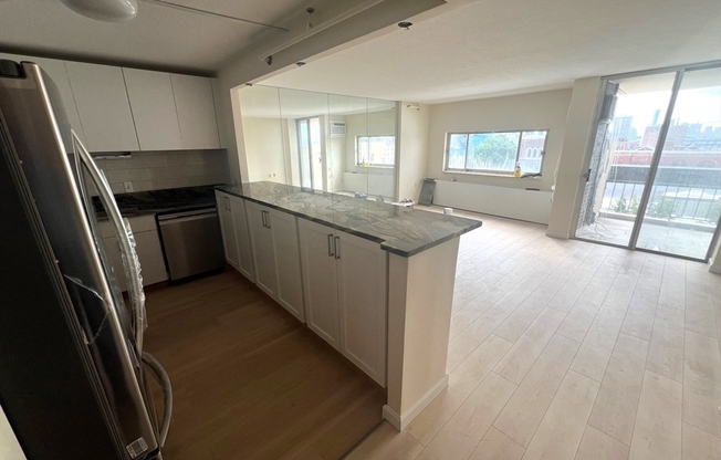 2 beds, 2 baths, 1,100 sqft, $3,880, Unit 606