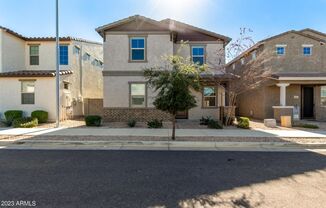 4 beds, 3.5 baths, $2,395