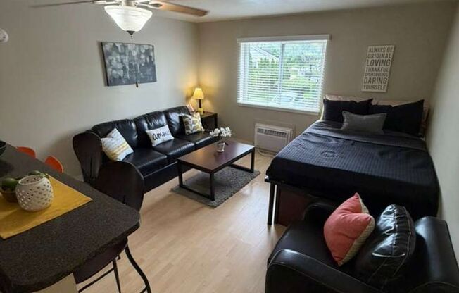 Independence Studio Modern & Cozy Studio Apartment – Move-In Ready!