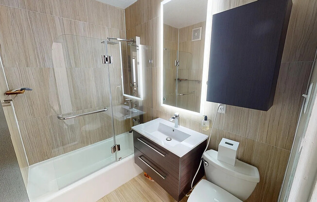 1 bed, 1 bath, 833 sqft, $4,900, Unit 36J