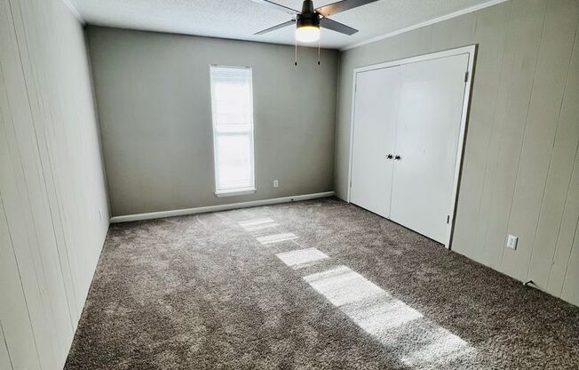 2 beds, 1.5 baths, 990 sqft, $999, Unit 4420-H