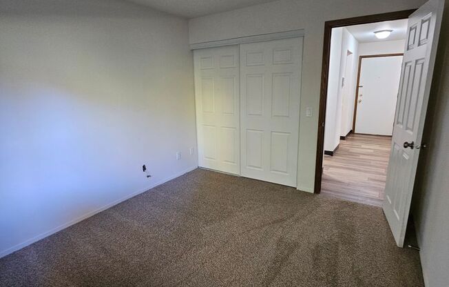 2 beds, 2 baths, 960 sqft, $1,025, Unit 21 - 107