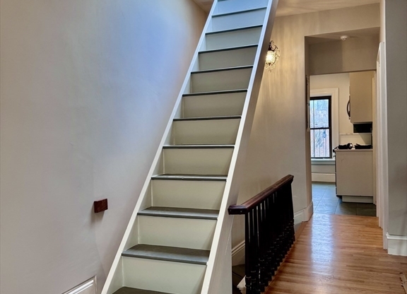 169 W BROOKLINE ST PATH