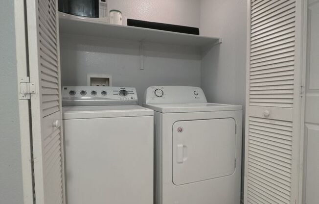 2 beds, 2 baths, $1,400, Unit UNIT 130