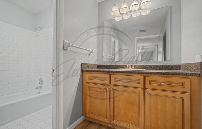 2 beds, 1 bath, $1,099, Unit UNIT C 49