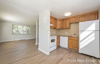 800 N MILLER CT