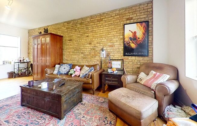 1307-17 W. Addison