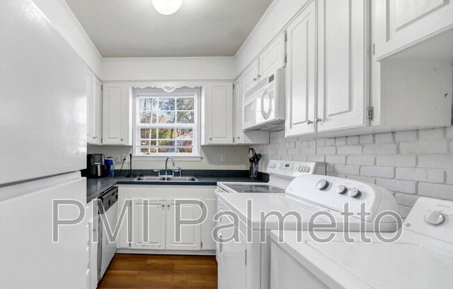 227 S MARION ST
