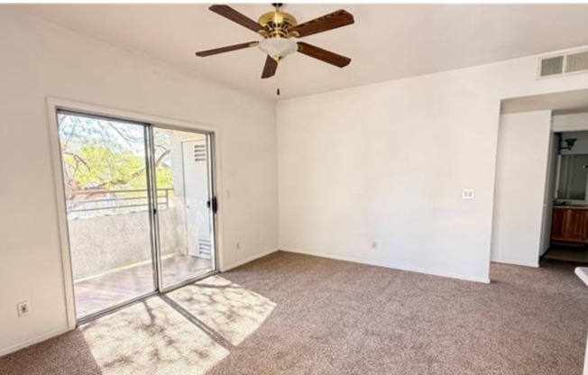 2 beds, 2 baths, $1,310, Unit UNIT 2046