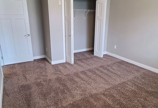 2 beds, 2 baths, $1,525, Unit 217