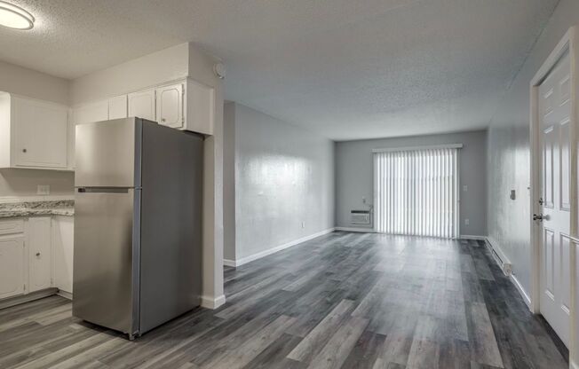 1 bed, 1 bath, 750 sqft, $950, Unit 5905-201