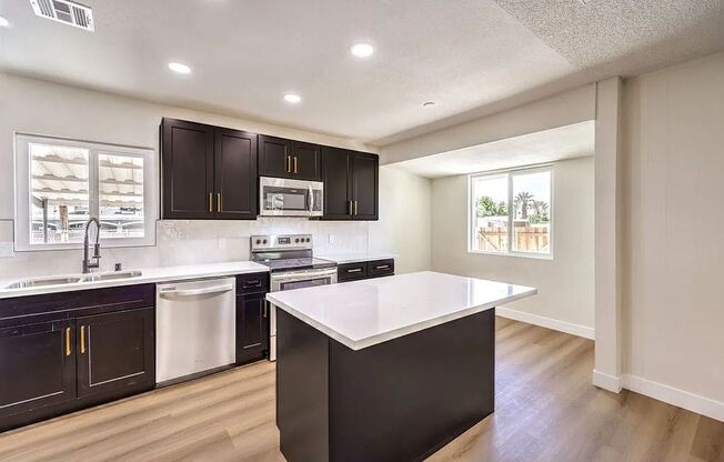 Coming Soon! 3bed 2 bath plus Casita HUGE LOT for all your RV & recreational storage needs