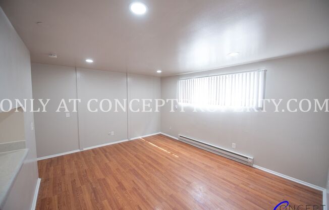 2 beds, 1 bath, 790 sqft, $1,099, Unit A7