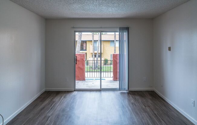 1 bed, 1 bath, 720 sqft, $1,795
