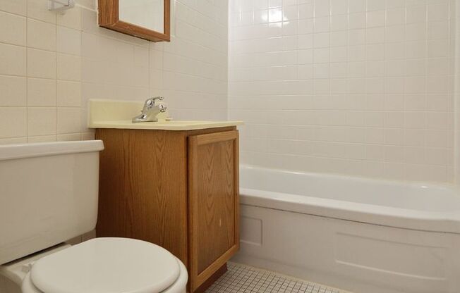1 bed, 1 bath, 420 sqft, $895, Unit 1 - 02