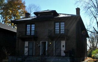 32 East Norman