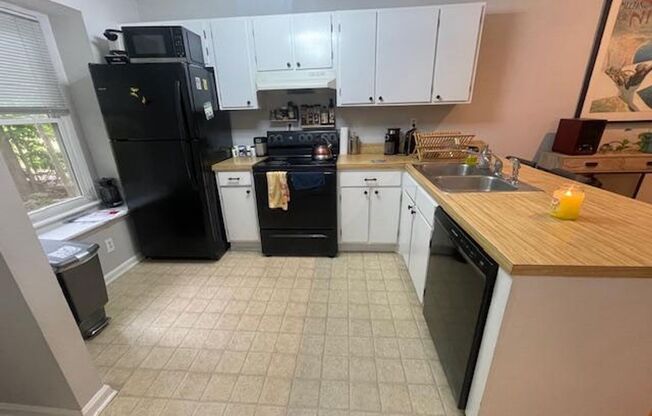 907-A Chatham Street - Bev Roberts Rentals and Property Manager