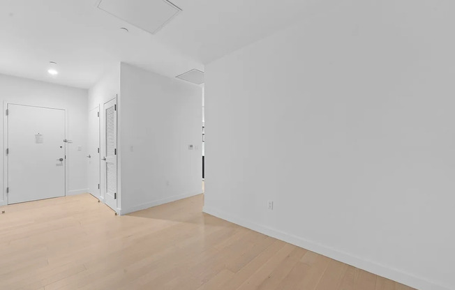 1 bed, 1 bath, $2,995, Unit 105D