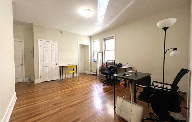 2 WYMAN ST