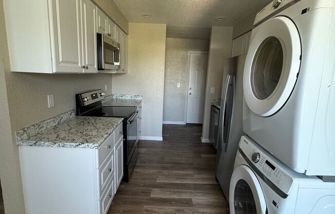 Canyon Club Apartments