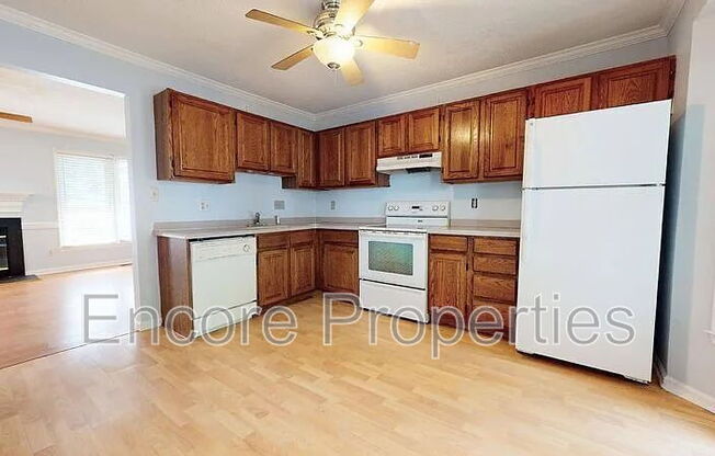 2669 BROAD OAKS