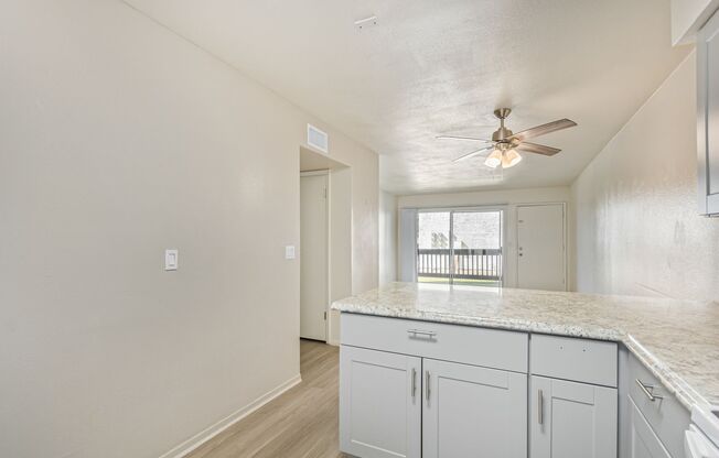 2 beds, 2 baths, 950 sqft, $1,350, Unit 102