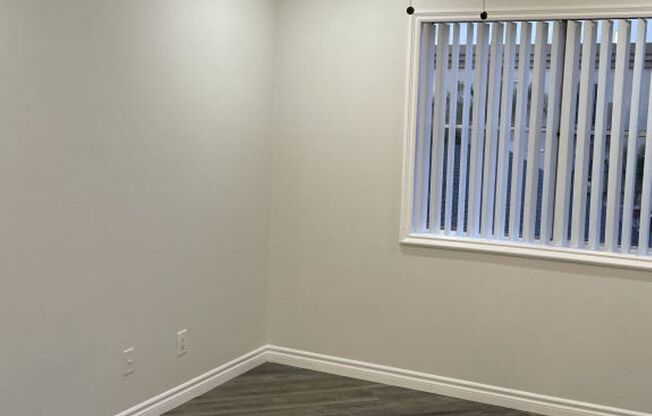 2 beds, 2 baths, 950 sqft, $2,850, Unit 318