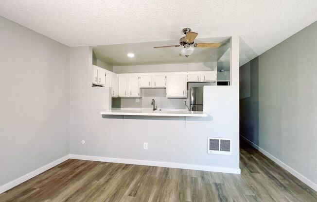 1 bed, 1 bath, 575 sqft, $2,195, Unit 40-102