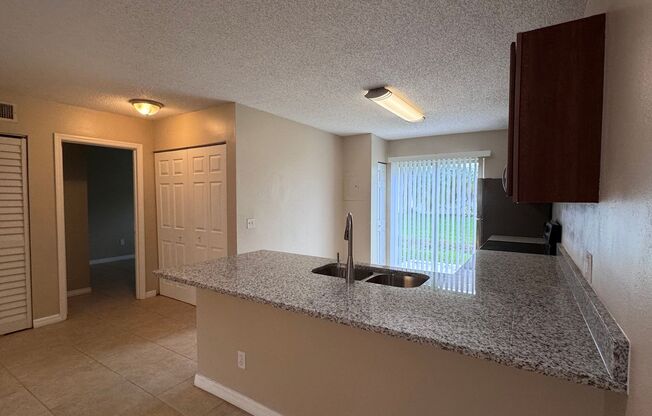 2/2 first floor unit Lancelot of Winter Park
